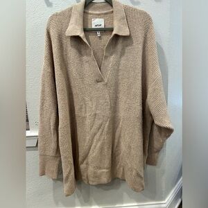 Aerie cream collared lounge sweater, comes with free matching lounge pants!